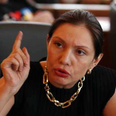Бондаренко стверджує, що пояснила, як до неї потрапив протокол справи щодо побиття журналістів