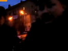 У Запоріжжі під час зйомки спроби повалення пам’ятника Леніну міліціонер вдарив журналіста «Громадського ТБ»