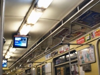Компанія-власник моніторів у столичному метро заявляє про переділ медіаринку перед виборами у Київраду