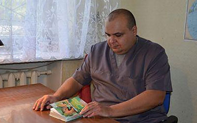 У Єнакієвому бойовики викрали блогера «Острова» та засудили до «пожиттєвого штрафбату» рити окопи