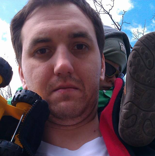 Блогер Микола Малуха розповів, як його поранили з автомата в Донецьку