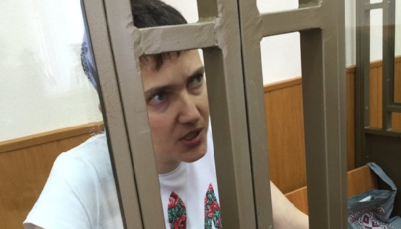 Надія Савченко припинила сухе голодування до вироку суду