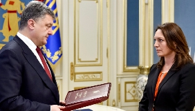 Порошенко передав удові Георгія Гонгадзе орден «Зірка Героя»