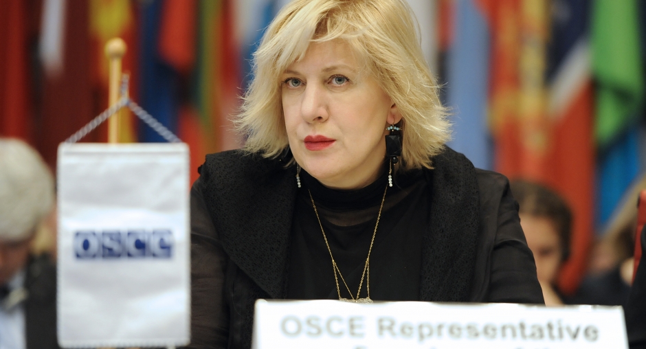 Представниця ОБСЄ стурбована забороною Шустеру працювати в Україні