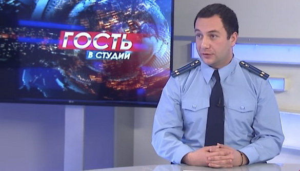 Застереження щодо «екстремізму» виніс кримській журналістці прокурор-зрадник України