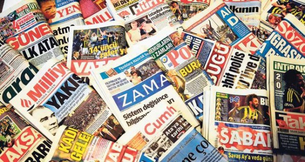 У Туреччині суд відправив за грати 17 журналістів