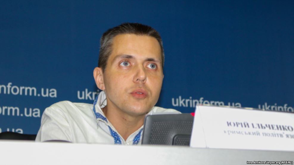 Блогера Ільченка, який втік на материкову Україну, заочно арештували в окупованому Криму
