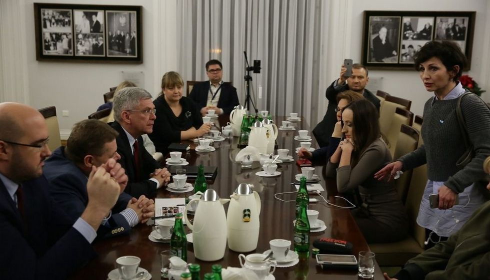 Керівництво парламенту Польщі починає переговори із журналістами щодо їх доступу до Сейму