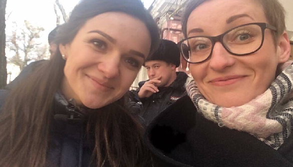«За каждой украинской редакцией закреплен сотрудник СБУ. За вами кто закреплен?» Как украинские журналисты работают в Крыму