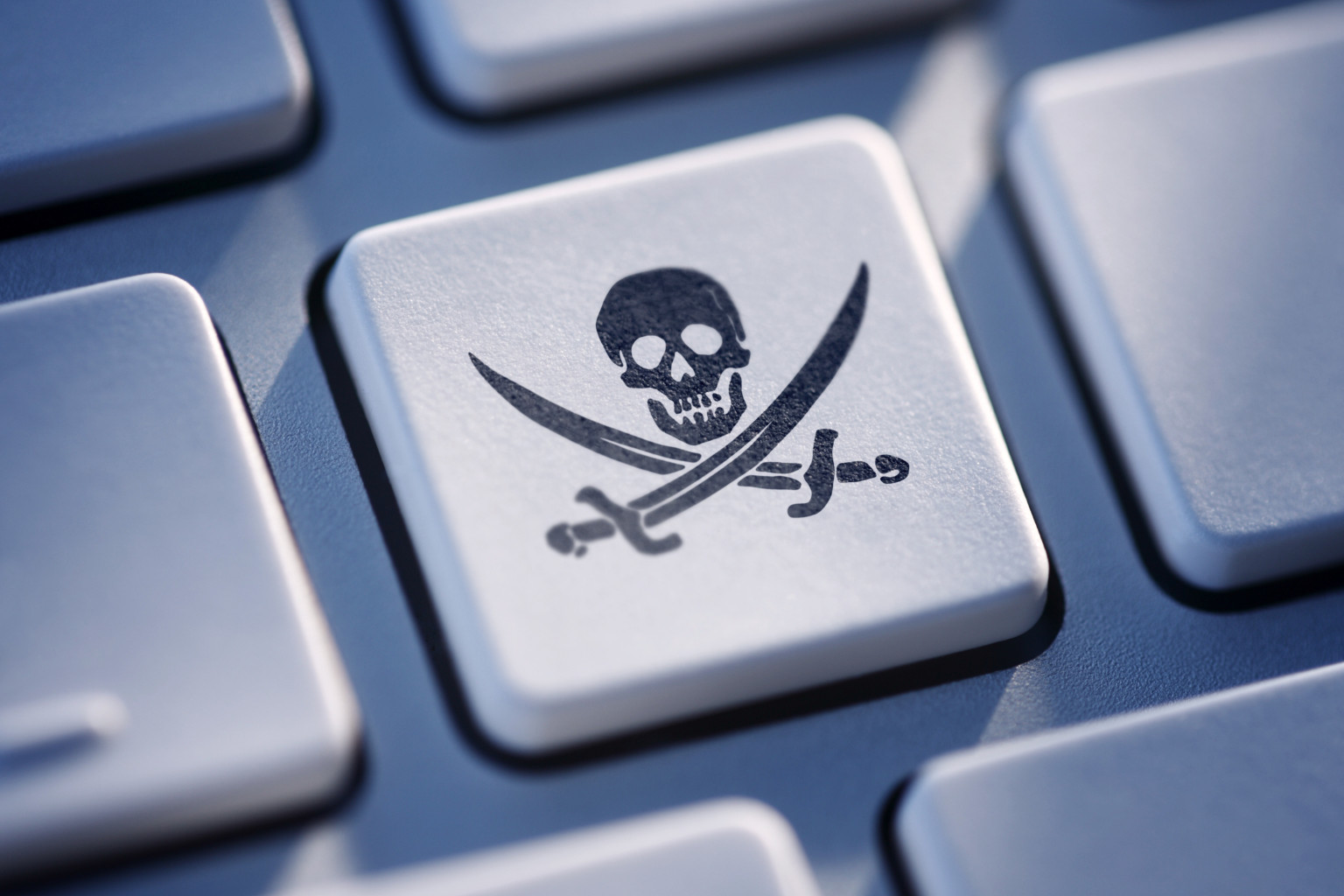 За розміщення реклами на піратських сайтах може бути кримінальна відповідальність – юристи