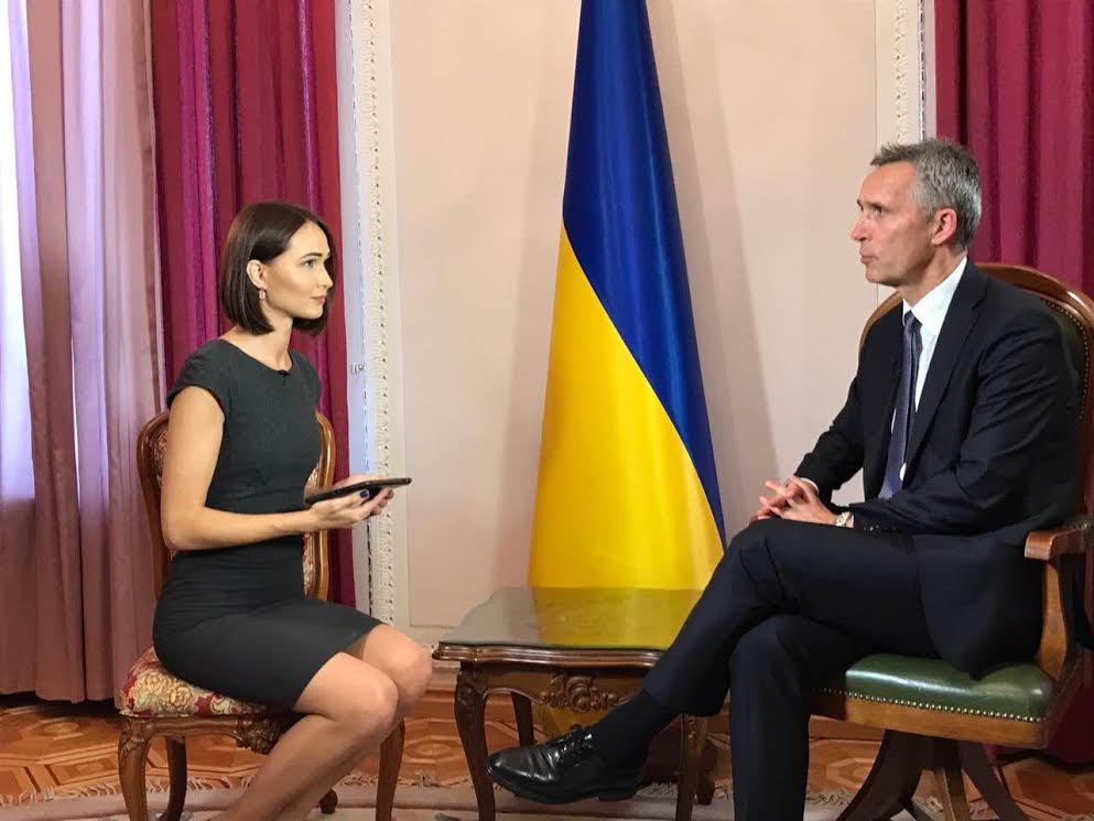 Єнс Столтенберг у Києві особисто зустрівся з ведучою «112 Україна»