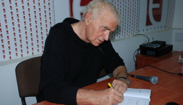 Пішов з життя польський письменник, сценарист, журналіст Януш Ґловацький