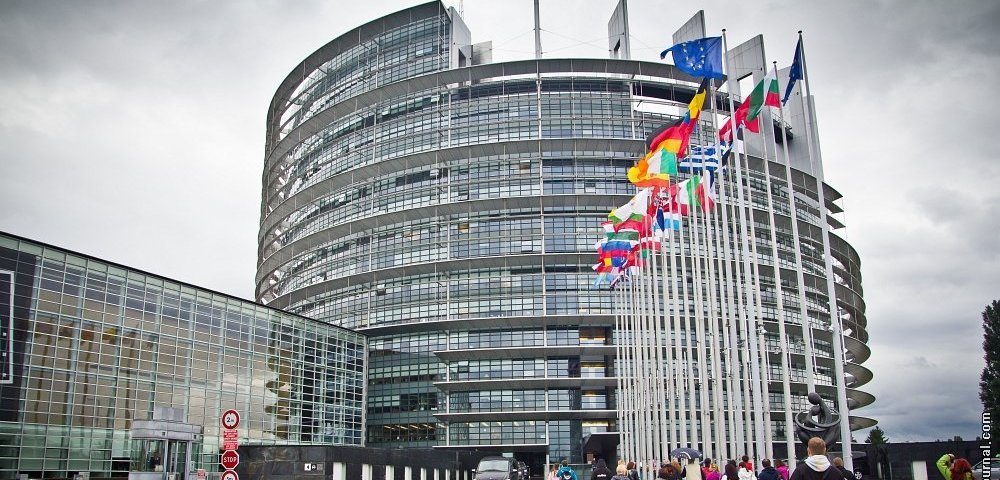 Європарламент підготував резолюцію на підтримку Чийгоза, Умерова та Семени
