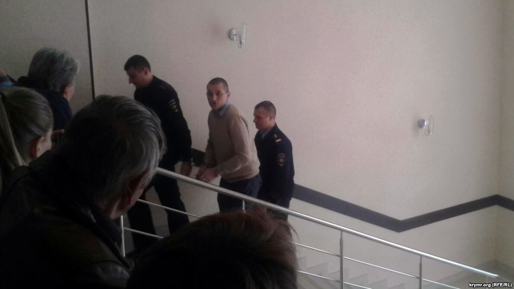 У Криму суд відмовив у клопотаннях журналісту Назімову та депутату Степанченку