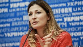 Еміне Джапарова заявляє, що обмеження незалежних ЗМІ в Росії і анексованому Криму ставить під загрозу роботу журналістів