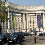 Тендери у МЗС: до НАТО із заплющеними очима?