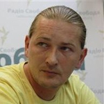 Від крихкого ширпотребу до стабільного непотребу