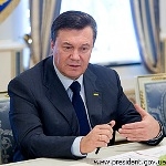 Вечори Коротича з Януковичем: компліментарно до огиди
