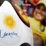 Євро-2012 очима іноземних журналістів: організація кульгає, однак усміхнено