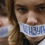 Журналісти звинуватили Януковича у брехні