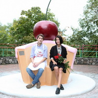 «Великий пекарський турнір» на «1+1» встановив пам'ятник рожевому тістечку