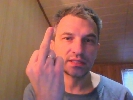 Локшина, баян і палець