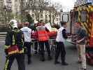 У Парижі через напад на редакцію загинули десять співробітників сатиричного журналу Charlie Hebdo (ВІДЕО)