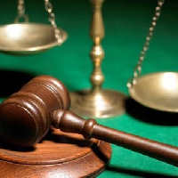Суд у Запоріжжі оштрафував посадовця кредитної спілки за перешкоджання журналістці – він визнав провину і вибачився
