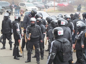 В Одесі починають судити «тітушка», який напав на знімальну групу 5-го каналу у лютому минулого року