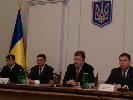 Порошенко закликав голів держадміністрацій щотижнево спілкуватись з журналістами