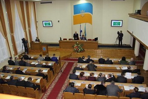 У Кременчуці депутати відсторонили директора телеканалу і пропонують підпорядкувати канал міськраді