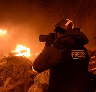 Советы для украинских репортеров, освещающих конфликт, плюс 8 бесплатных руководств по безопасности для журналистов
