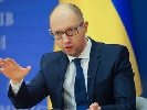 Україна домовляється з оскароносним режисером щодо зйомок фільму про Крим – Яценюк
