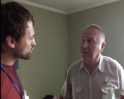 На Черкащині голова сільради напав на журналіста  телеканалу «Антена» (ВІДЕО)