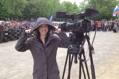 СБУ позбавила акредитації журналістку Sky News, яка попросила постріляти по українцях «для сюжету»