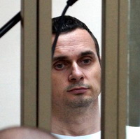 Суддя відмовився долучити до справи заяву Олега Сенцова про тортури