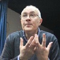 Ведучий каналу «112 Україна» Матвій Ганапольський заявив, що «Дождь» у Росії забороняють через трансляцію Майдану