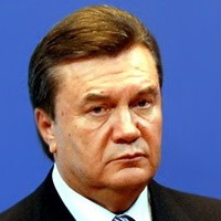 Янукович оголосив траур за загиблими у Києві
