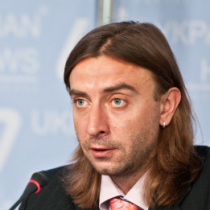 Головний редактор «Українських новин» Денис Безлюдько залишив інформагенцію