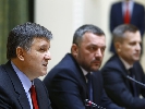 Така нестерпна важкість правди