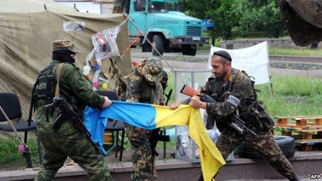 Сепаратисти у Донецьку безкарно чинять тиск на ЗМІ