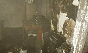 У Торезі на Донеччині терористи повністю спалили редакцію газети «Горняк» (ВІДЕО)
