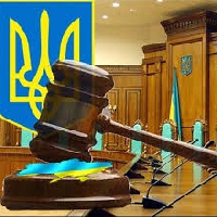 Суд залишив без розгляду позов до журналістів ректора Львівської консерваторії