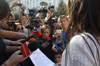 У Чернівцях протестували проти зйомок серіалу Star Media «За законами воєнного часу»