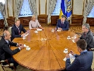 Увечері загальнонаціональні телеканали покажуть інтерв’ю з Президентом Порошенком