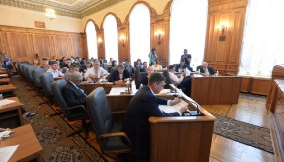 Медійні реформи — 2016: від законодавства до імплементації?