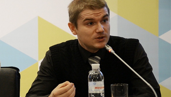 Треба робити весь український медійний дискурс дружнім до Донбасу - Роман Шутов