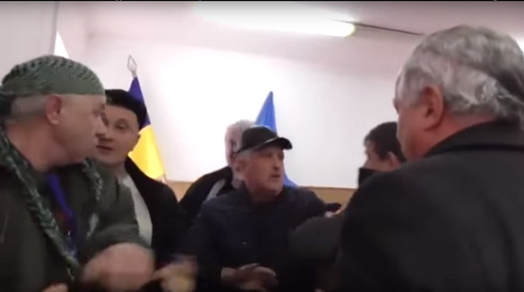 У Котовську поліція почала досудове розслідування нападу на журналіста під час зустрічі з депутатом «Оппоблоку»