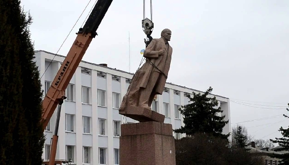 Чому декомунізація — це #перемога