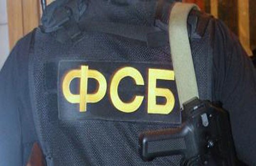 Окупаційні ЗМІ повідомляють про обшуки у журналістів у Криму за сімома адресами